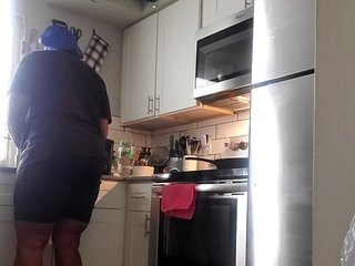 QueenAnitaDix Porn Show