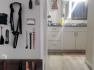 QueenAnitaDix Porn Show