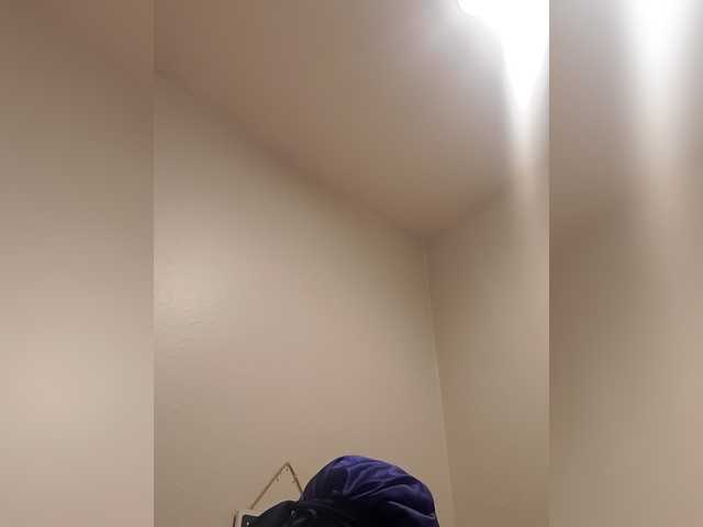 QueenAnitaDix's BongaCams show and profile