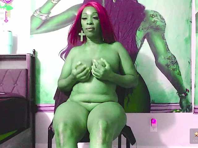QueenAnitaDix