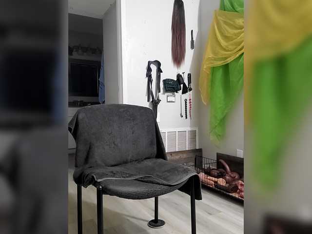 QueenAnitaDix