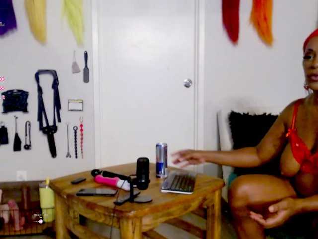 QueenAnitaDix