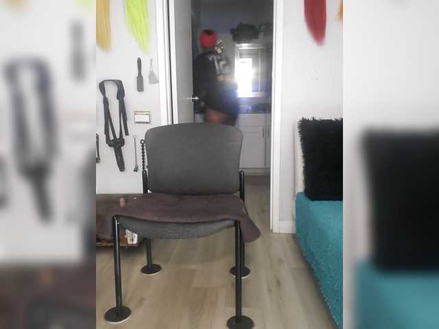 QueenAnitaDix