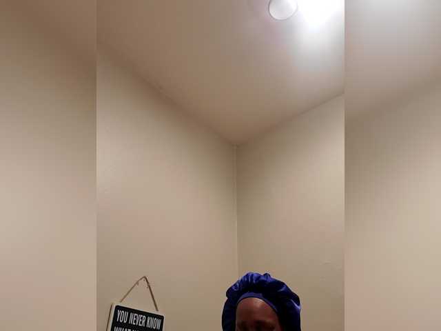 QueenAnitaDix