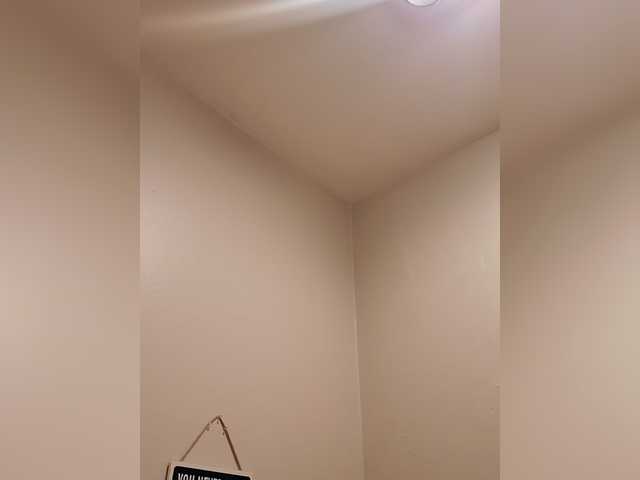 QueenAnitaDix live webcam show