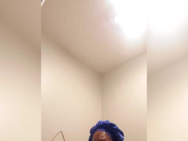 QueenAnitaDix