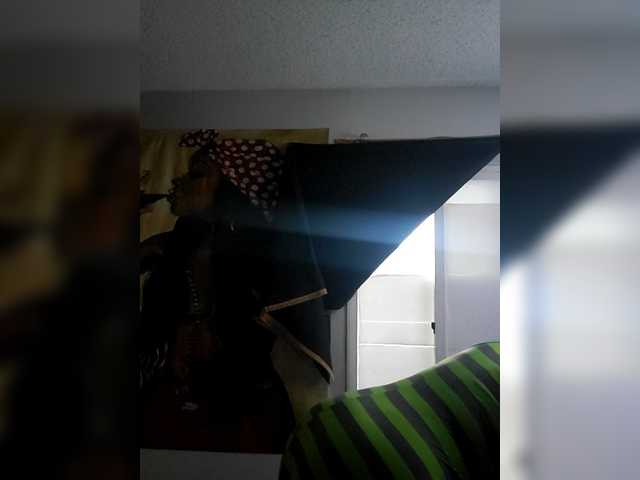 QueenAnitaDix