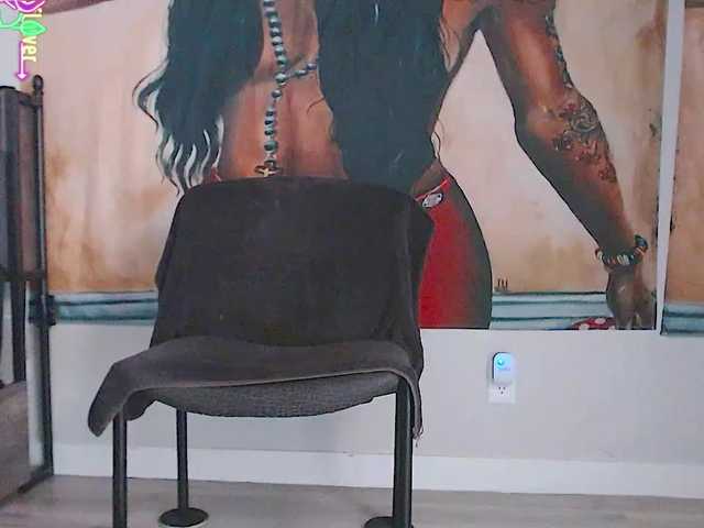 QueenAnitaDix