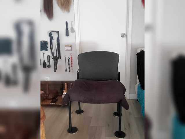 QueenAnitaDix