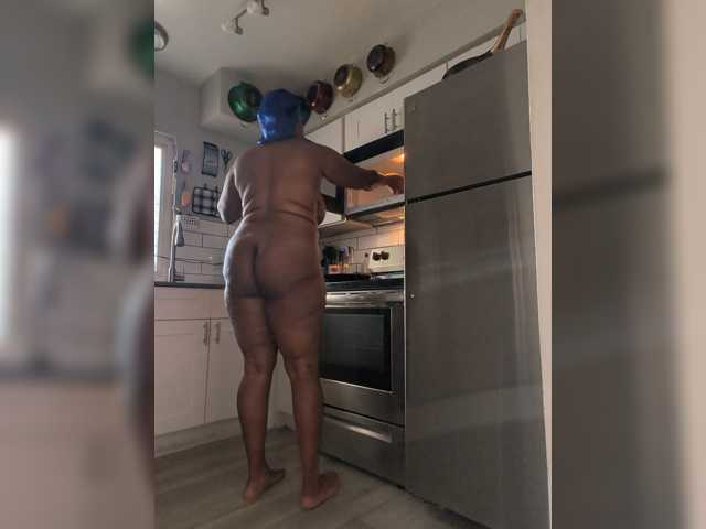 QueenAnitaDix