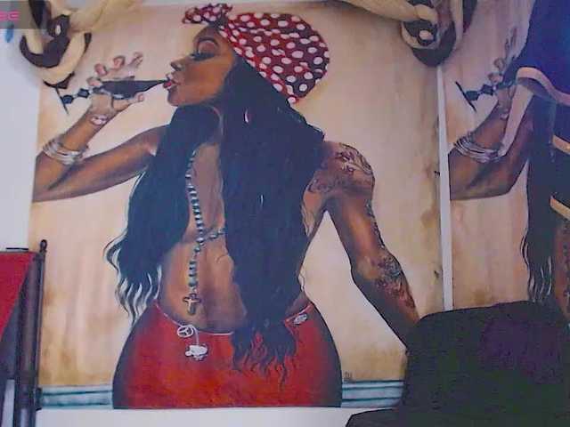 QueenAnitaDix
