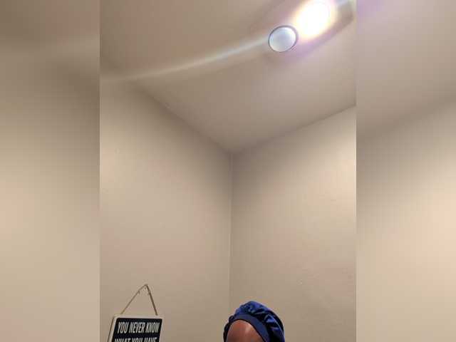 Queenanitadix live cam
