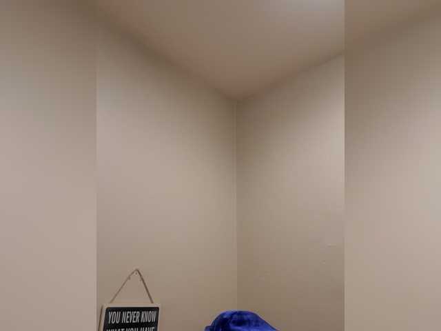 QueenAnitaDix live cam on BongaCams
