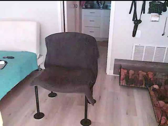 QueenAnitaDix