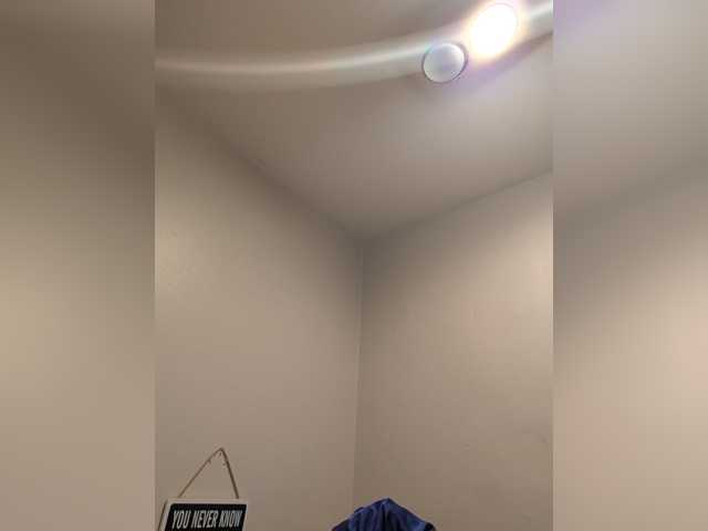QueenAnitaDix live cam on BongaCams