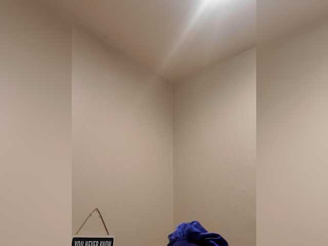 QueenAnitaDix live cam on BongaCams