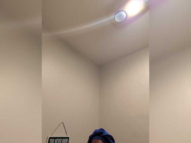 QueenAnitaDix