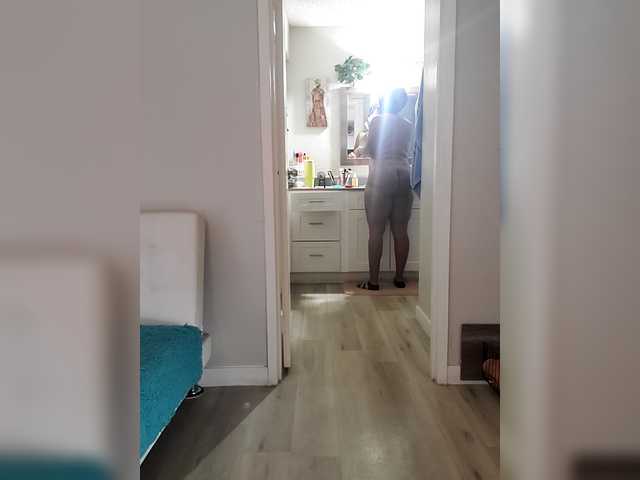 QueenAnitaDix
