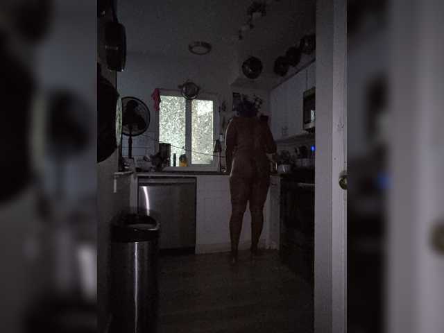 QueenAnitaDix