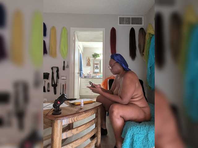 QueenAnitaDix
