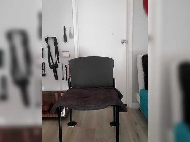 QueenAnitaDix