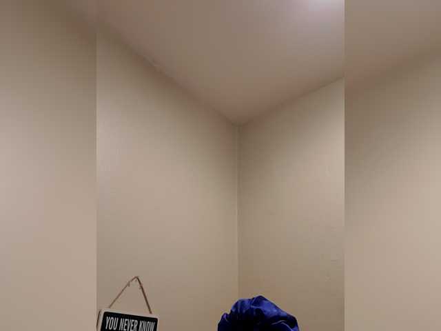 QueenAnitaDix live cam preview
