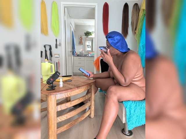 QueenAnitaDix