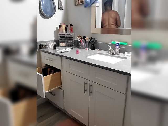 QueenAnitaDix