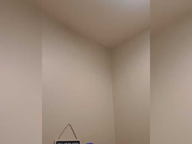 QueenAnitaDix live cam on BongaCams