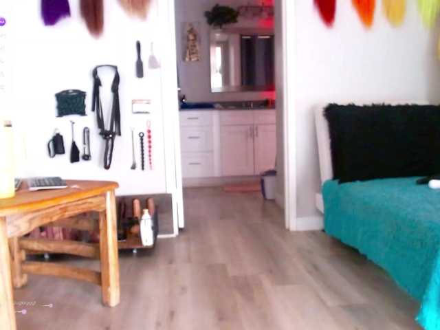 QueenAnitaDix