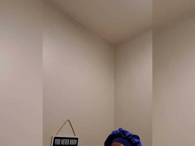 QueenAnitaDix, en directo ahora en BongaCams
