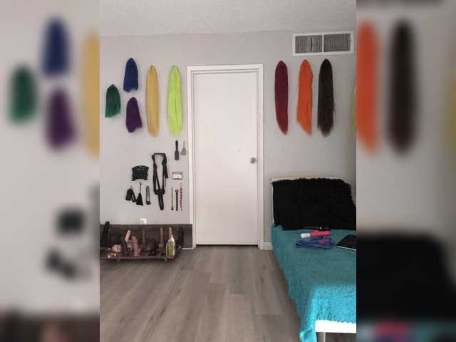 QueenAnitaDix live cam on BongaCams