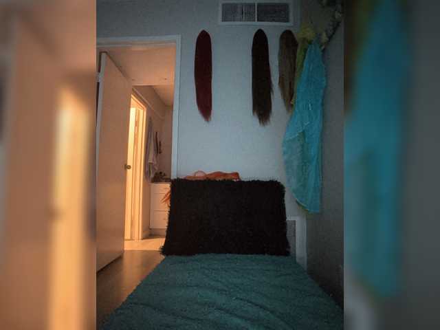 QueenAnitaDix live cam on BongaCams