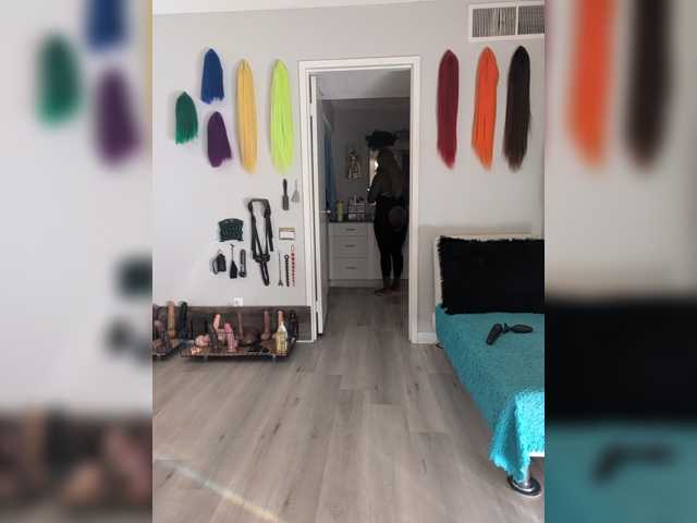 QueenAnitaDix