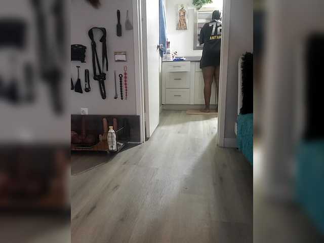 QueenAnitaDix