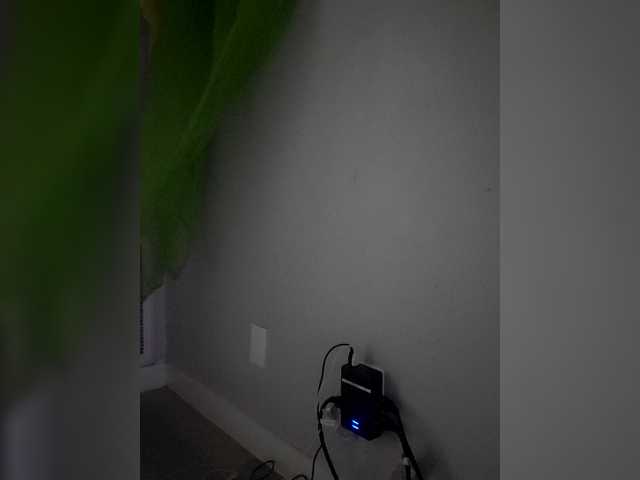 QueenAnitaDix live cam on BongaCams