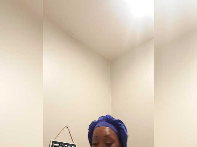 QueenAnitaDix