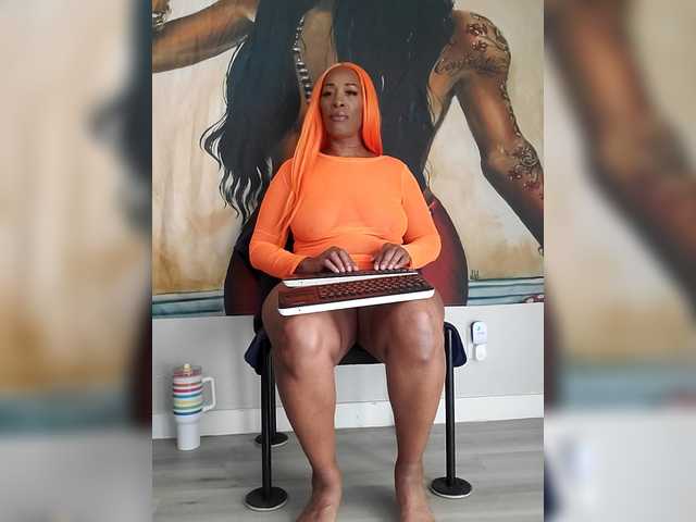 QueenAnitaDix