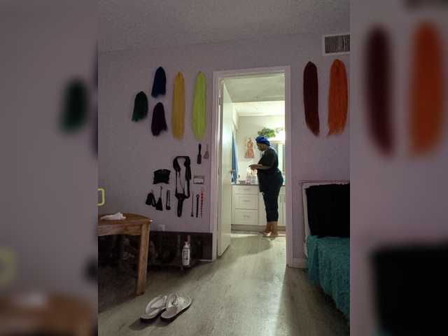 QueenAnitaDix