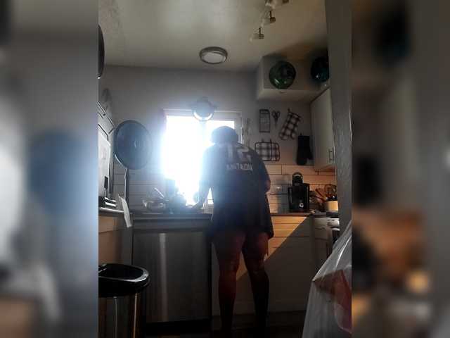 QueenAnitaDix