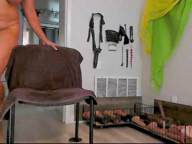 QueenAnitaDix