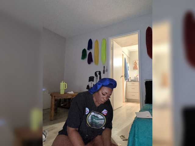QueenAnitaDix