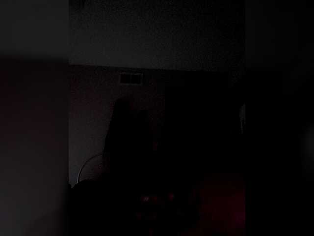 QueenAnitaDix live cam on BongaCams