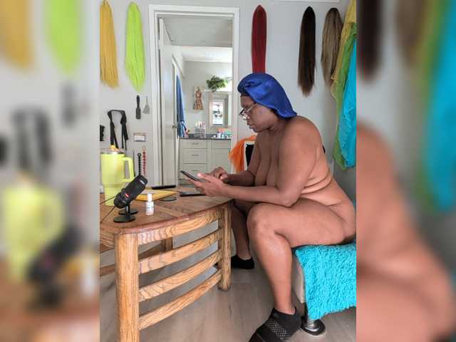 QueenAnitaDix