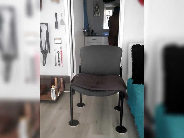 QueenAnitaDix