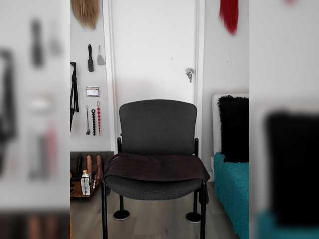 QueenAnitaDix