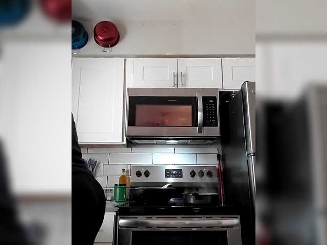 QueenAnitaDix's BongaCams show and profile