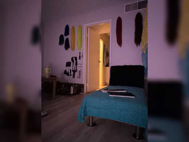 QueenAnitaDix live cam on BongaCams