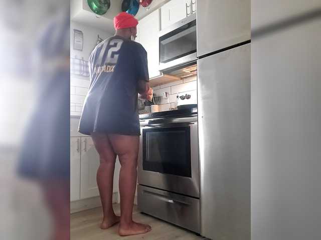 QueenAnitaDix