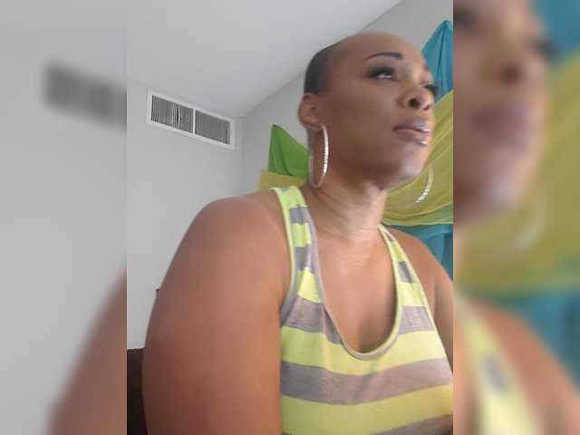 queenanitadix online